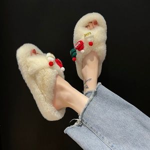 Christmas decorative women's slippers, winter warm slippers